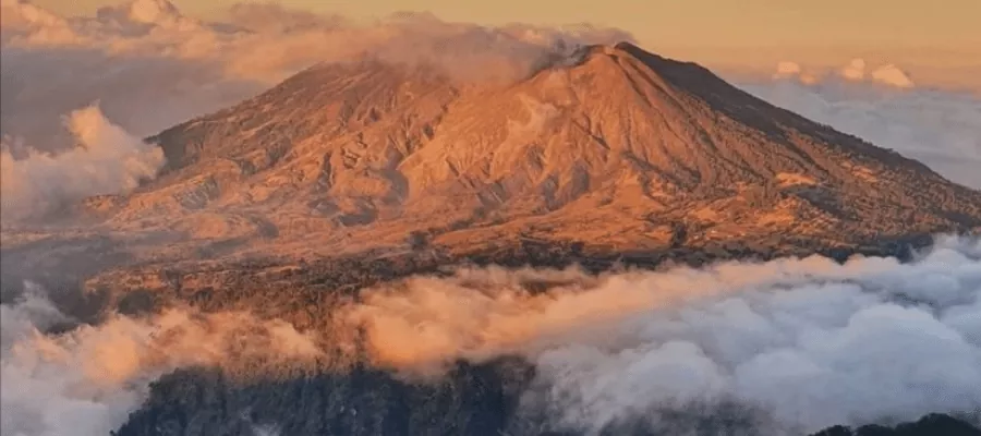 volcan Turrialba et son parc national