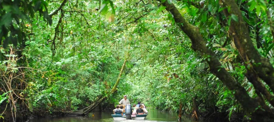 MAPS AND TRAVEL INFORMATION IN TORTUGUERO