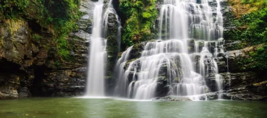 Cascada Verde en Uvita