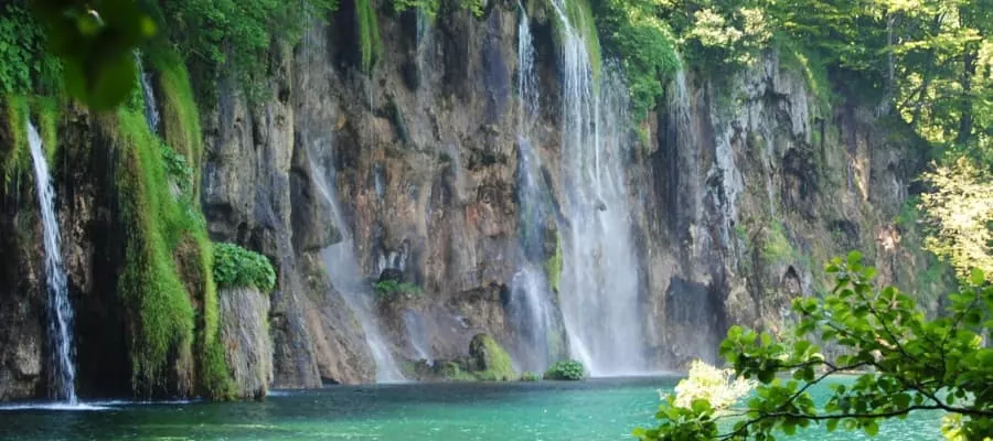 RINCON DE LA VIEJA Entrance Fee and Hours