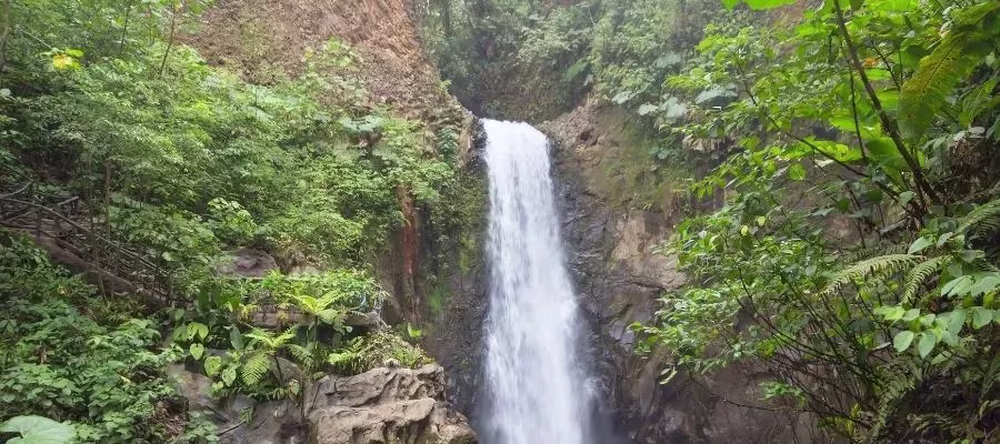 Waterfalls and Diamante Cave