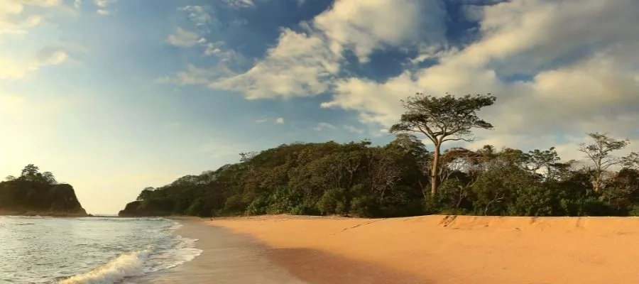 PLAYA NOSARA ET AUTRES