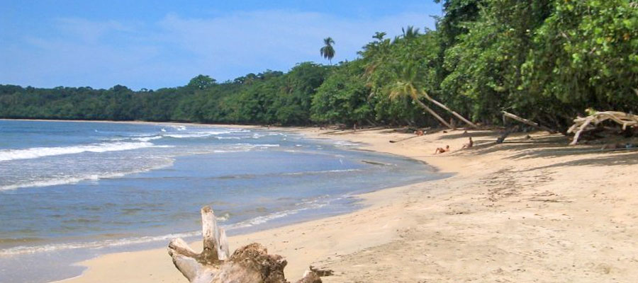 playa-blanca-cahuita