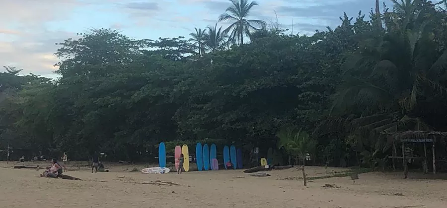 PRENDRE UN COURS DE SURF