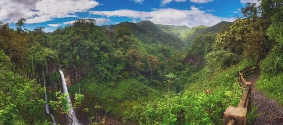 CATARATA DEL TORO