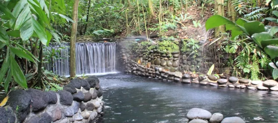 Termales del Bosque à Quesada