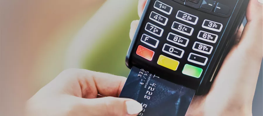 DOES AMERICAN EXPRESS COVER CAR RENTAL INSURANCE IN COSTA RICA?