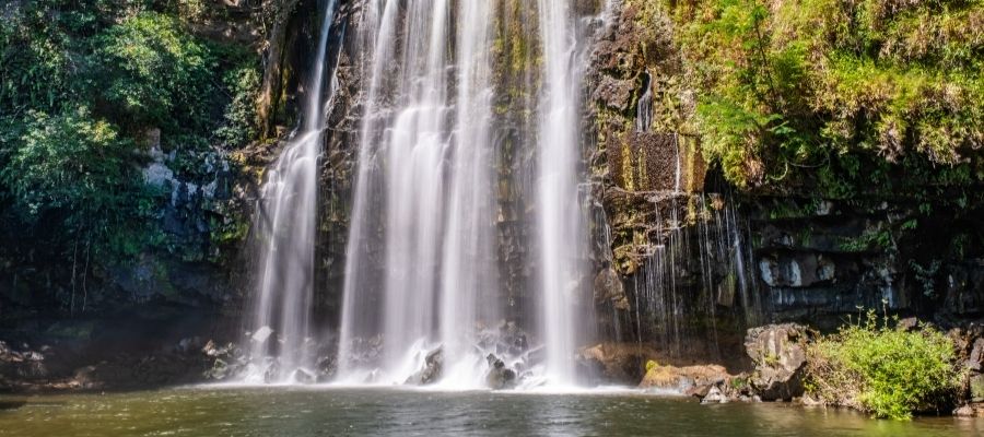 Llanos de Cortés waterfall