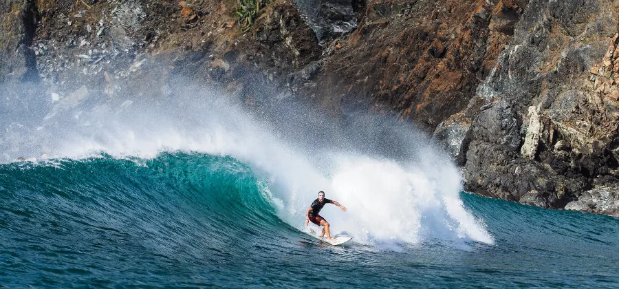 Spots for high-level surfers