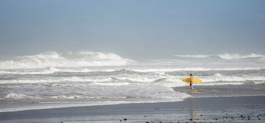 SURF EN PLAYA SANTA TERESA