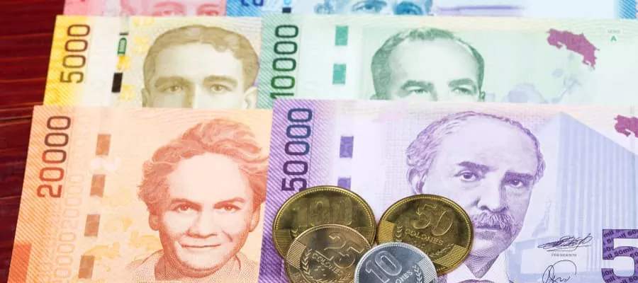 COSTA RICAN CURRENCY BILLS AND COINS