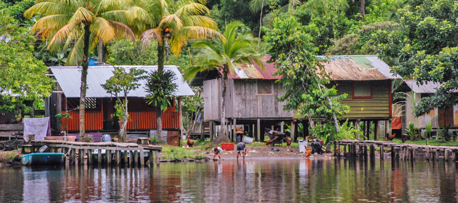 tortuguero-village