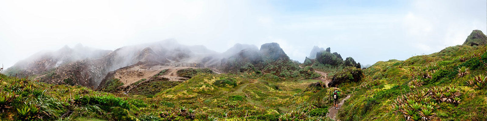 bandeau-volcan-soufriere-visiter-basse-terre-voiture-location