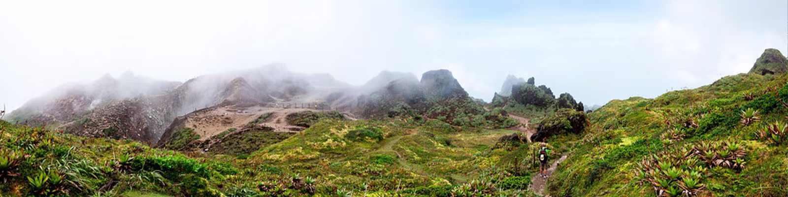 bandeau-volcan-soufriere-visiter-basse-terre-voiture-location