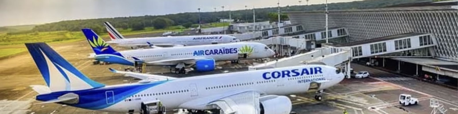 bandeau-1600-aeroport-abymes-pointe-a-pitre-location-voiture