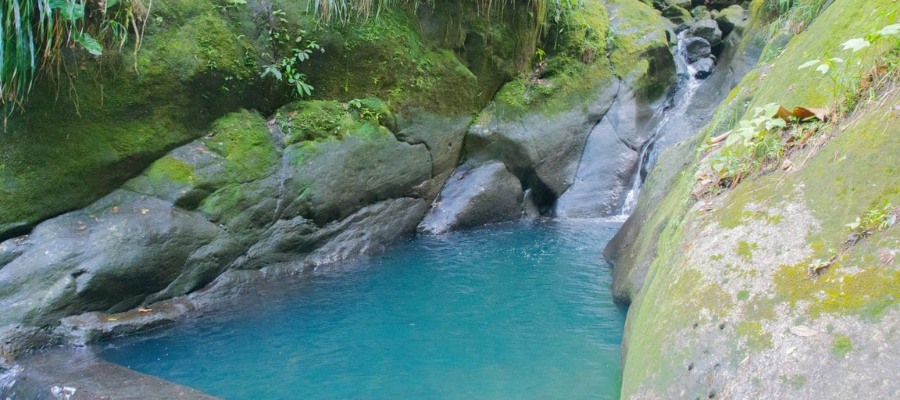 bassin bleu gourbeyre guadeloupe