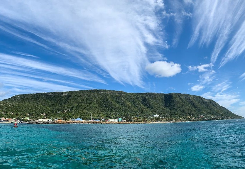 Arrivée au Bourg de Beauséjour - La Désirade - Guadeloupe