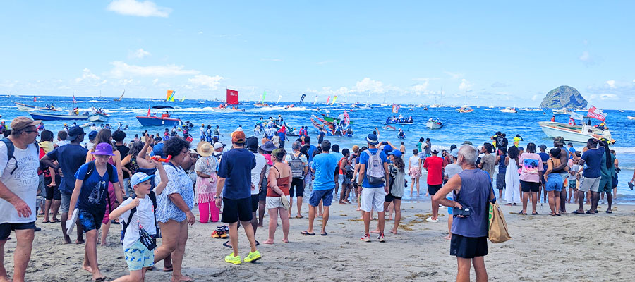 ambiance-yoles-rondes