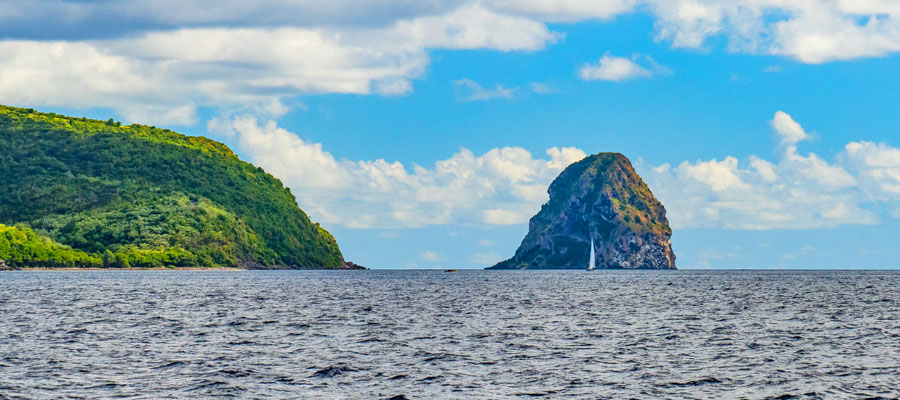 bateau-rocher-du-diamant