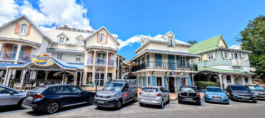 Pointe-du-bout-village-creole