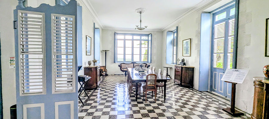 Interieur-Chateau-Depaz
