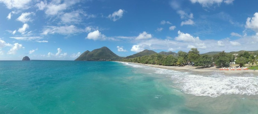 morne-marcher-plage-diamant-panorama-drone