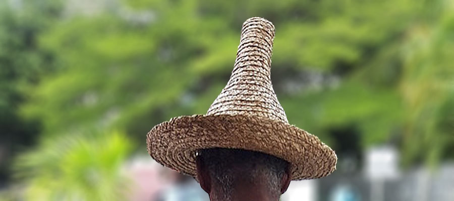 chapeau-bakoua-petite-pointe