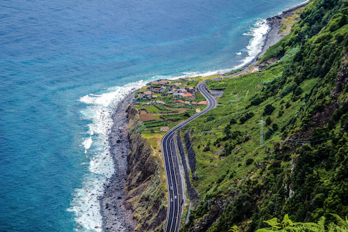 Une des plus belles routes de l' île