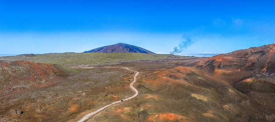 arrivée-au-volcan-via-la-plaine-des-sables