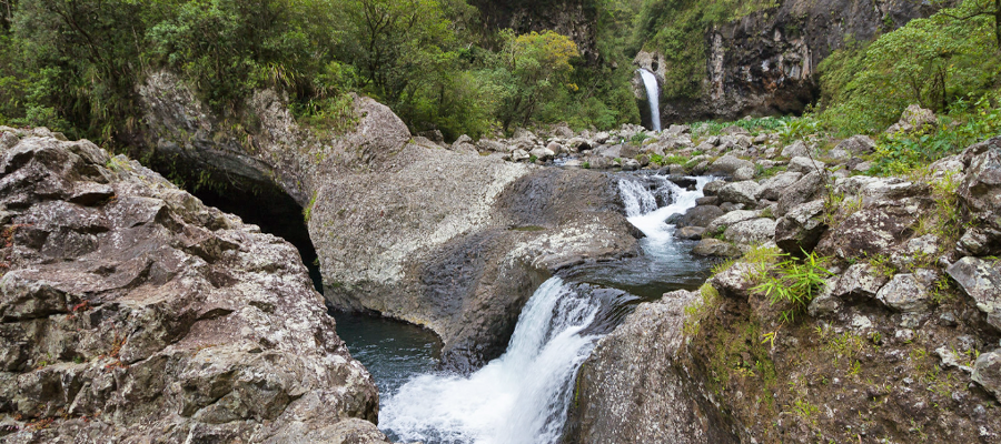 randonnee-cascades-takamaka