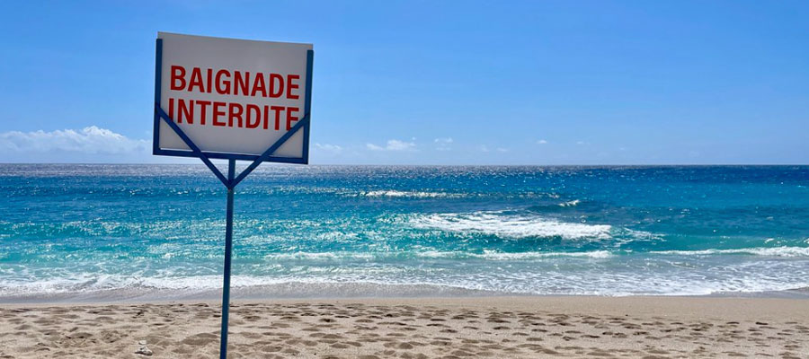 panneau-baignade-interdite-plage