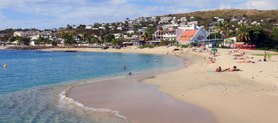 plage-des-roches-noires-saint-gilles