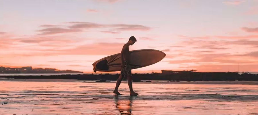 surf-reunion-coucher-soleil