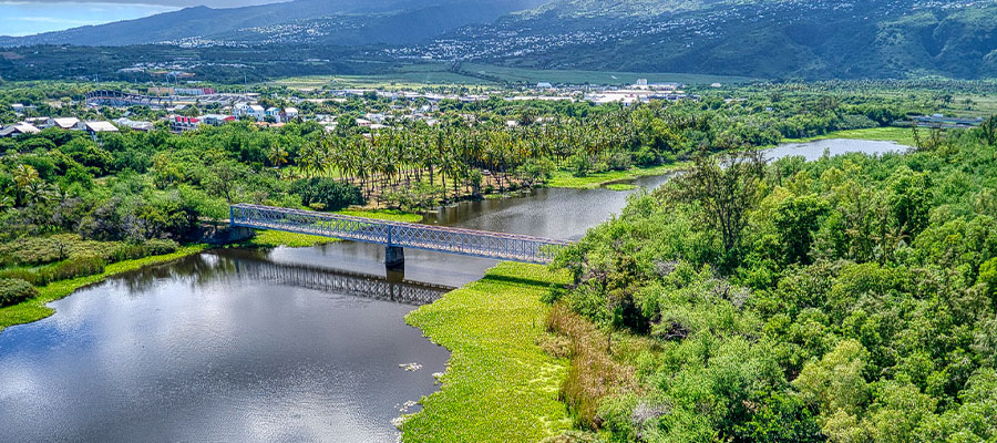 etang-saint-paul-vue-du-ciel