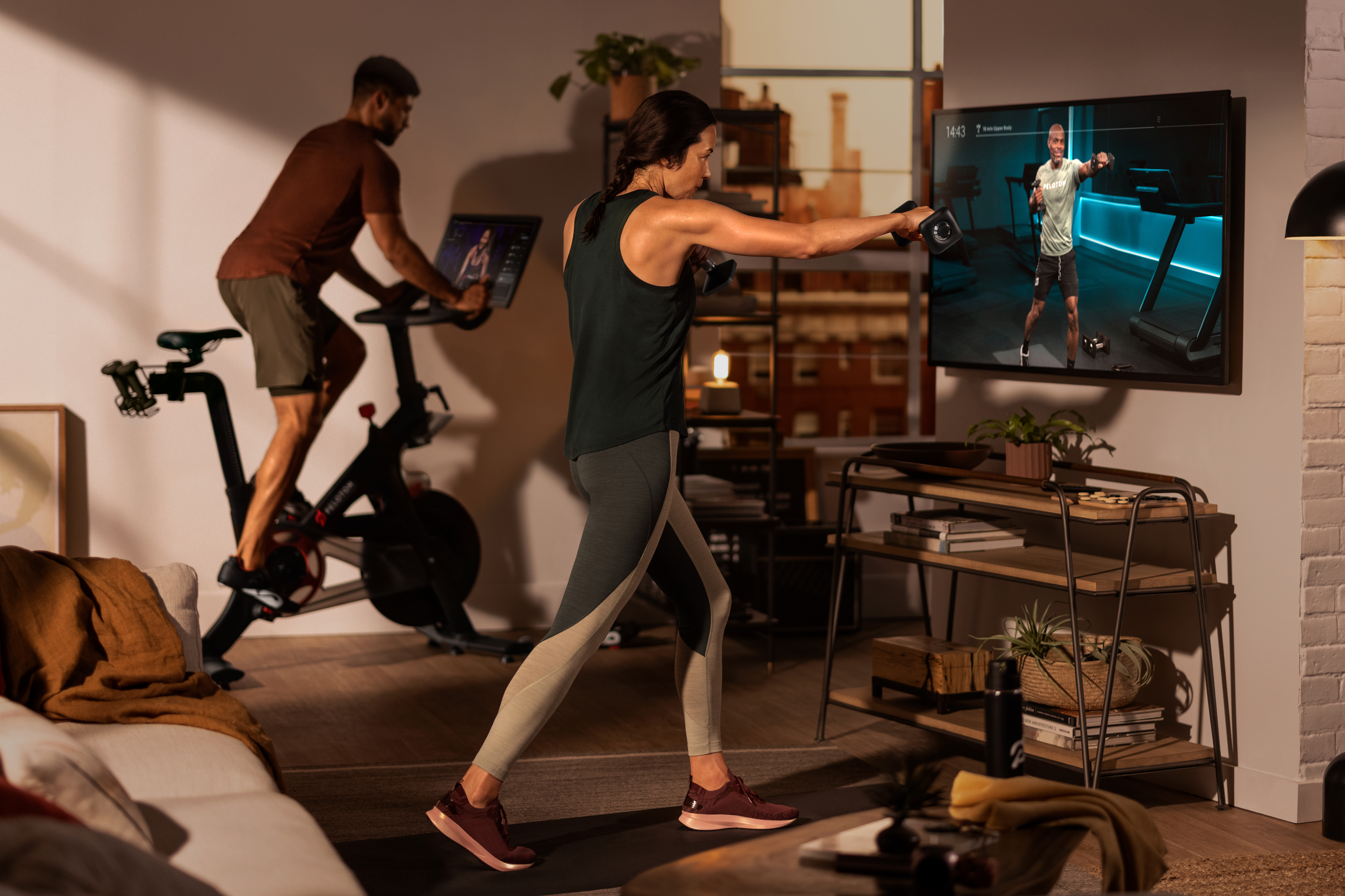 Peloton amazon online bike