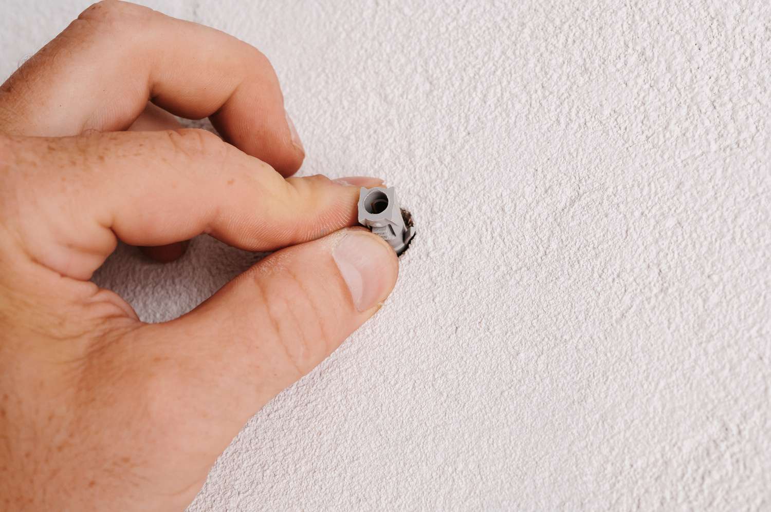 Everything You Need to Know About Plaster Wall Anchors