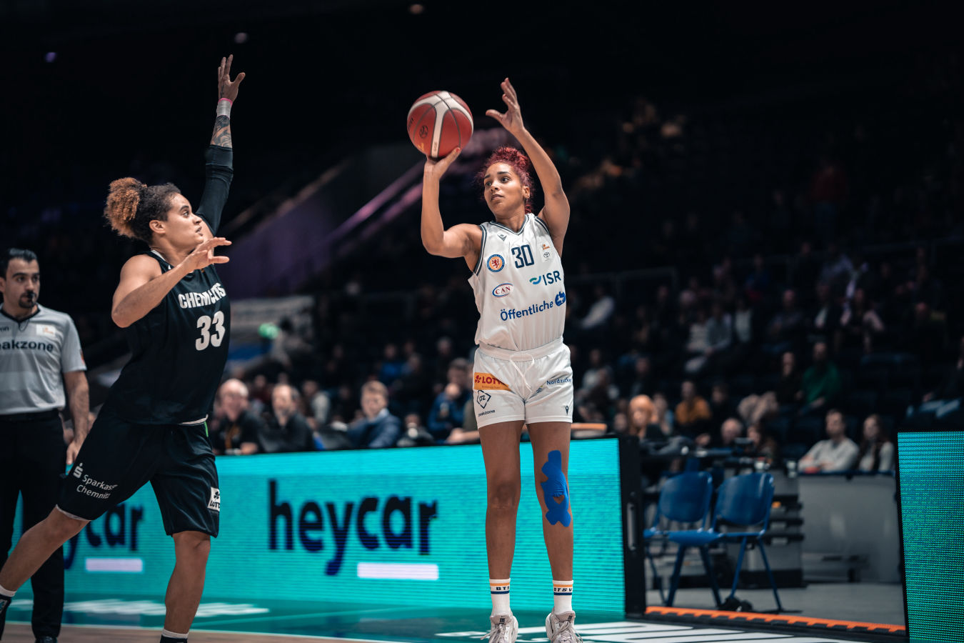 Basketball Frauenmannschaft der ersten Bundesliga LionPride Braunschweig