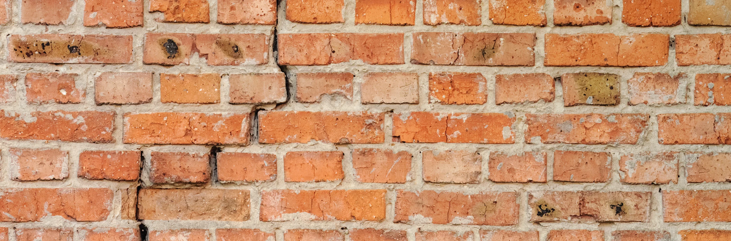 Reparer Den Revnede Mur Med Multipuds Reparer Den Revnede Mur Med Multipuds