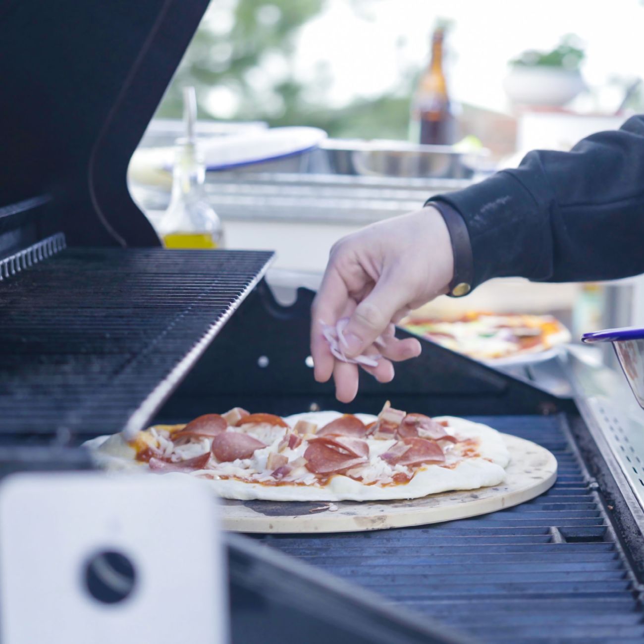 Sæt ud De er uddøde Pizzasten » Lav sprød og lækker pizza på grillen | XL-BYG