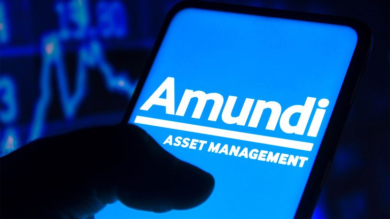 Amundi i