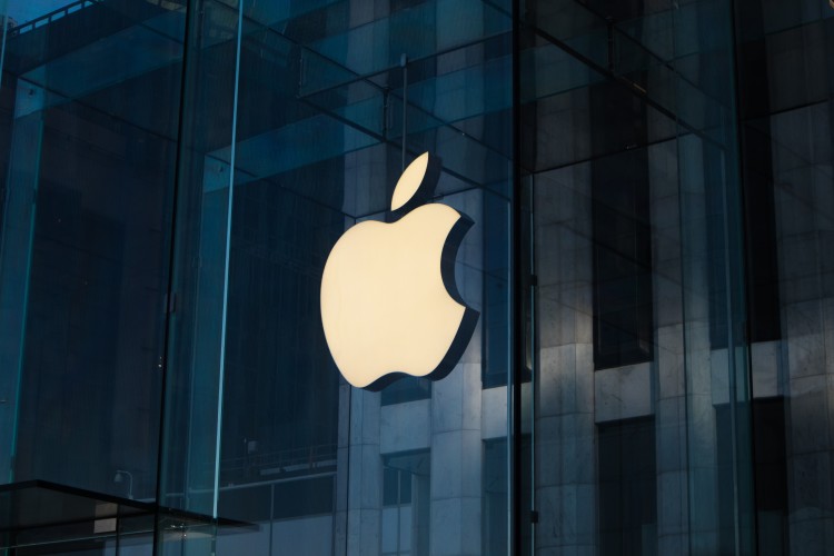 Apple Raises Employee Salaries in Response to Market Changes