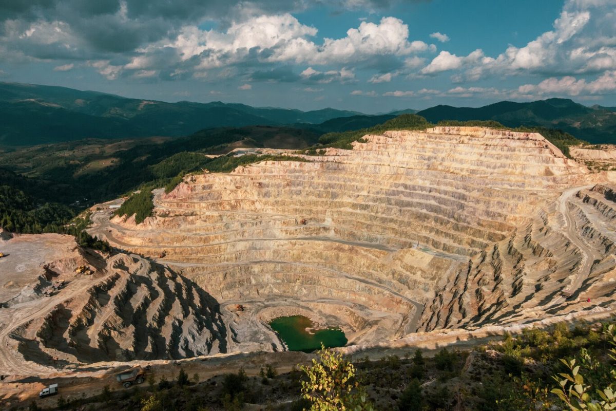 Biggest-Copper-mine-pk60hmow8h9zqipdl8qzzyzkb64u6q8b16dlt6yrsw