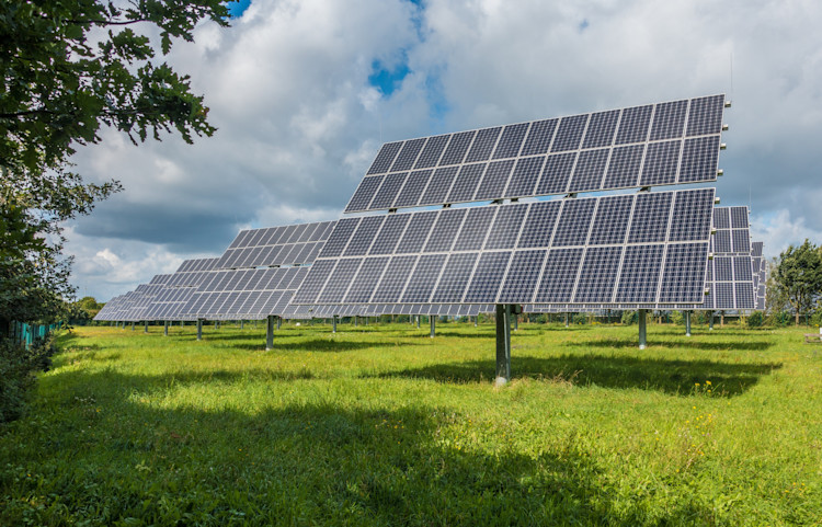 photovoltaic-system-2742302