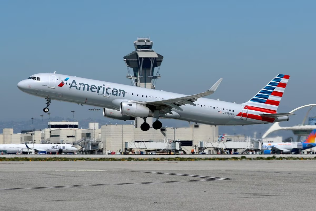 American Airlines Gets 'Eco-Airline of the Year' Title