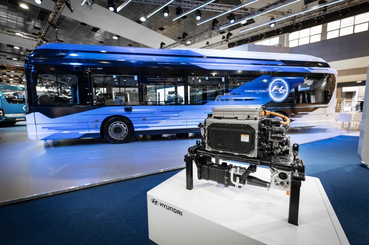 Iveco, Hyundai Unveil Hydrogen City Bus at Busworld 