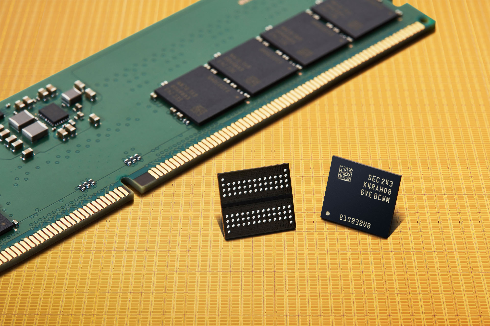 Samsung Electronics Introduces Industry’s First 12nm-Class DDR5 DRAM