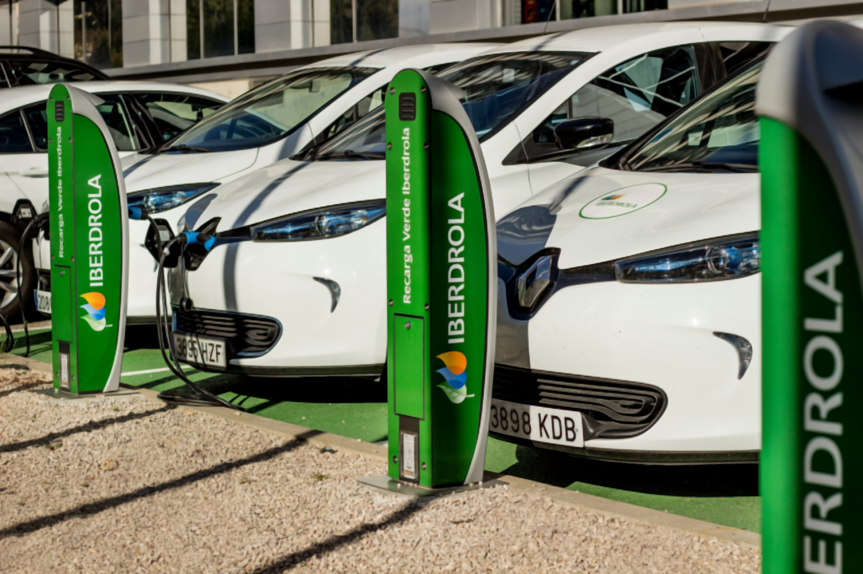 Iberdrola and bp to Cooperate to Expedite Development of EV Charging Infrastructure and Production of Green Hydrogen