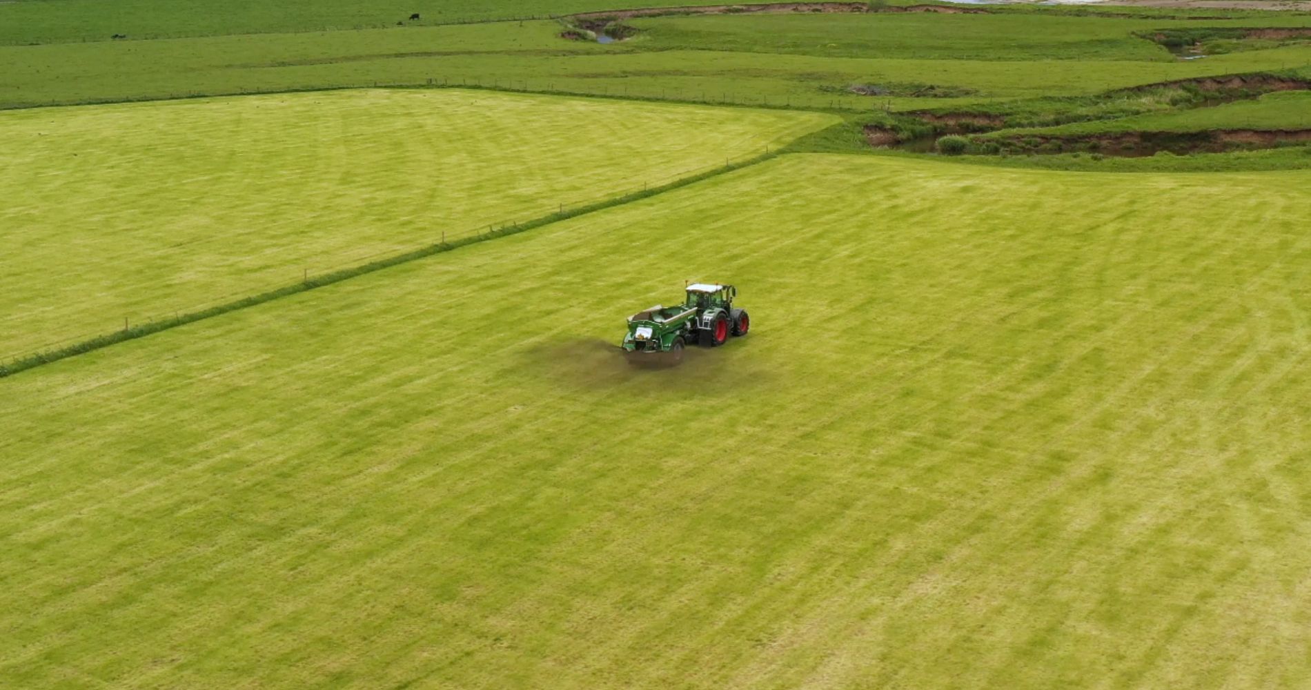 KnowESG_UNDO and Microsoft Partner to Remove 15,000 Tonnes CO₂