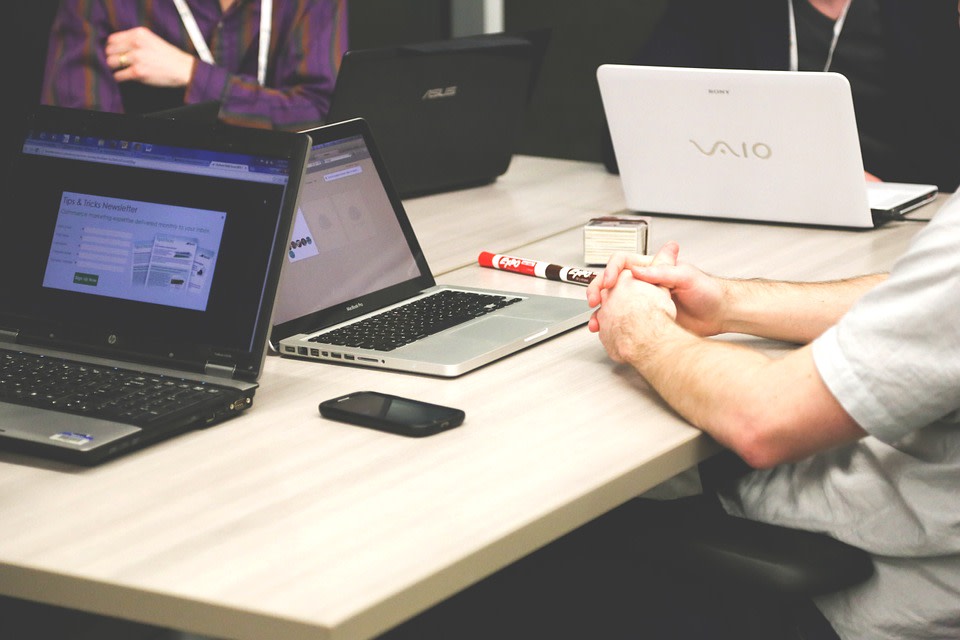 laptops-593296 960 720