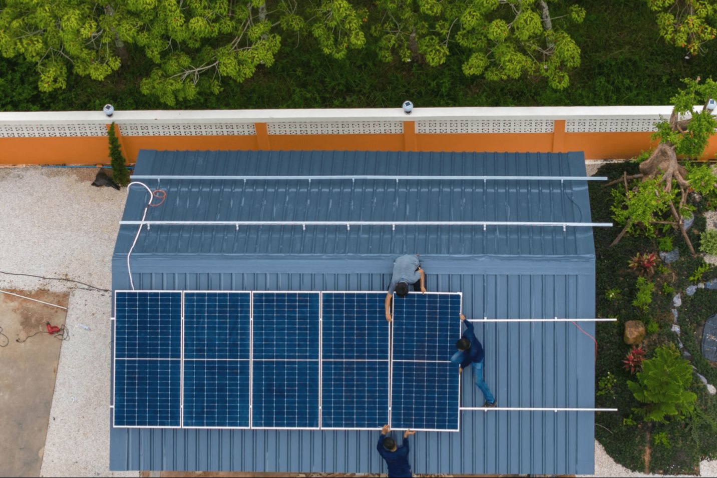 KnowESG_BII Backs Green Projects in Africa and Asia